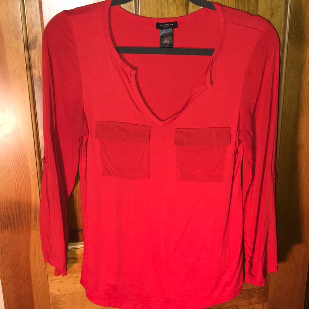 Vibrant red three quarter length top